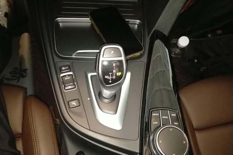 Used BMW 3 Series 2019 320Li M Sport Package Gear Lever