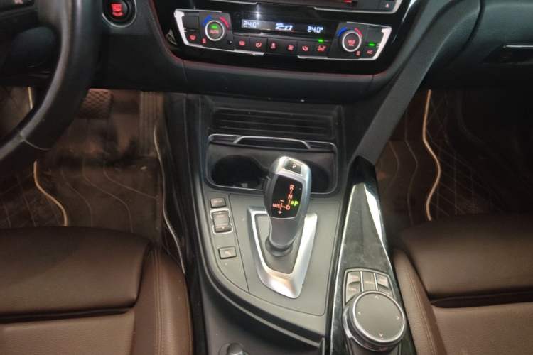 Used BMW 3 Series 2019 320Li Fashion Model Gear Lever