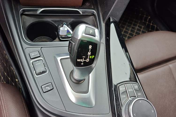 Used BMW 3 Series 2019 320Li Fashion Model Gear Lever
