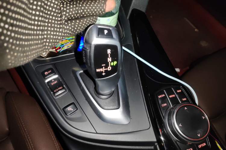Used BMW 3 Series 2019 320Li Fashion Model Gear Lever