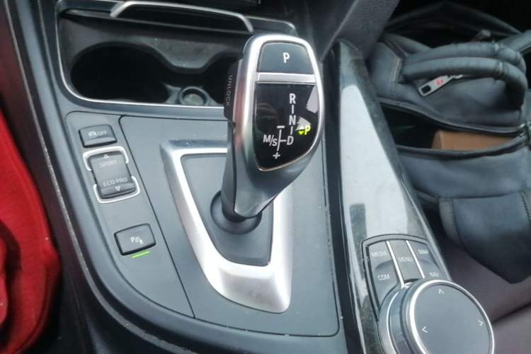 Used BMW 3 Series 2019 320Li M Sport Night Edition Gear Lever