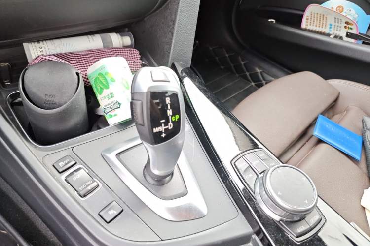 Used BMW 3 Series 2019 320Li Fashion Model Gear Lever