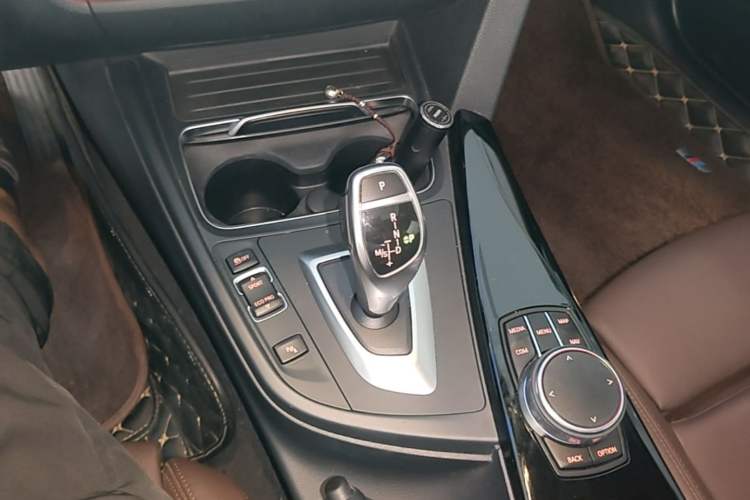 Used BMW 3 Series 2019 320Li M Luxury Package Gear Lever