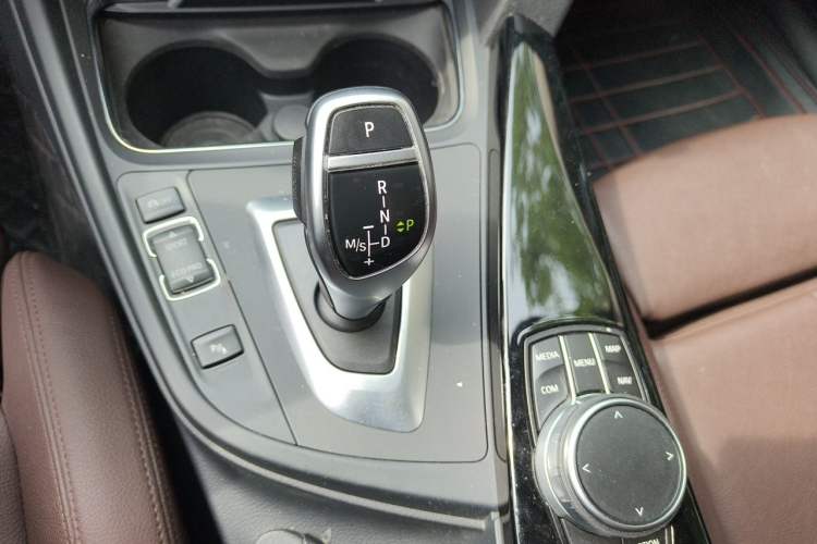 Used BMW 3 Series 2019 320Li M Sport Package Gear Lever