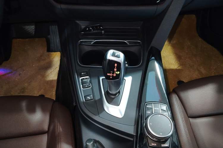 Used BMW 3 Series 2019 320Li xDrive Fashion Model Gear Lever