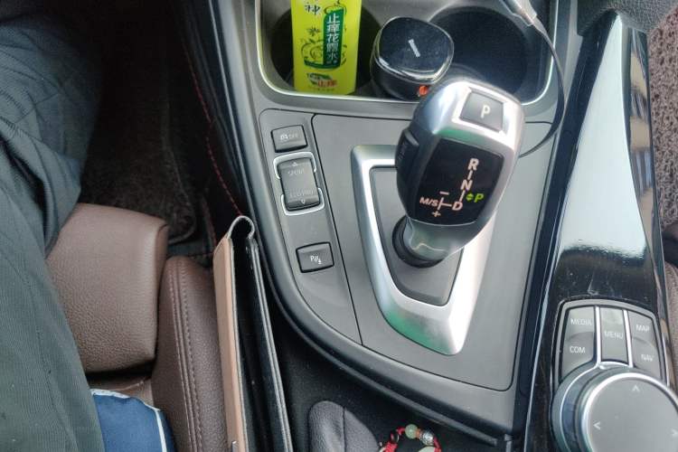 Used BMW 3 Series 2019 320Li Fashion Model Gear Lever