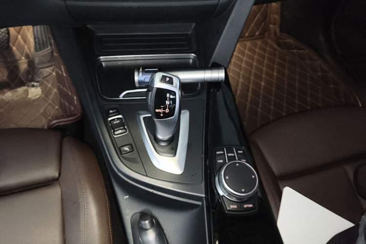 Used BMW 3 Series 2019 320Li Fashion Model Gear Lever