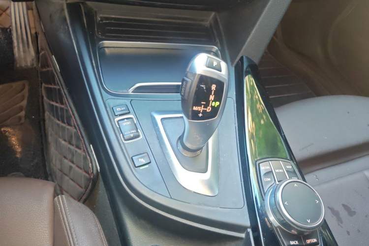Used BMW 3 Series 2019 320Li Fashion Model Gear Lever