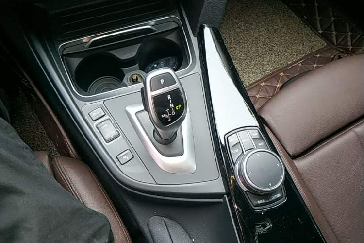 Used BMW 3 Series 2019 320Li M Sport Package Gear Lever