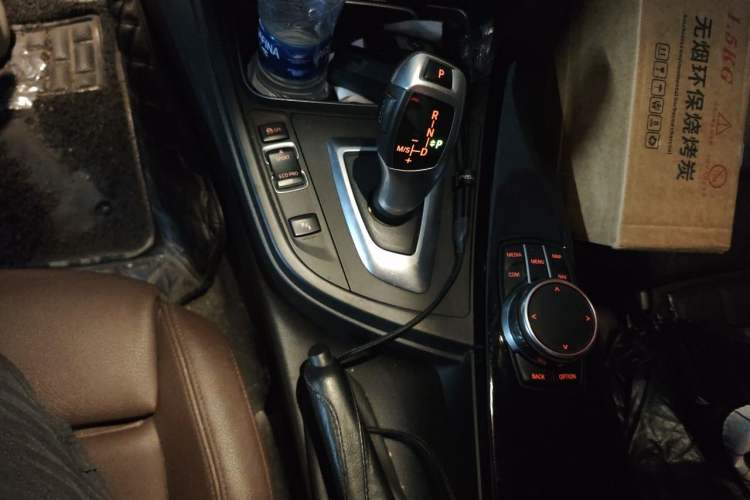 Used BMW 3 Series 2019 320Li Fashion Model Gear Lever