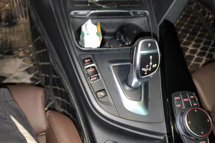 Used BMW 3 Series 2019 320Li M Sport Package Gear Lever