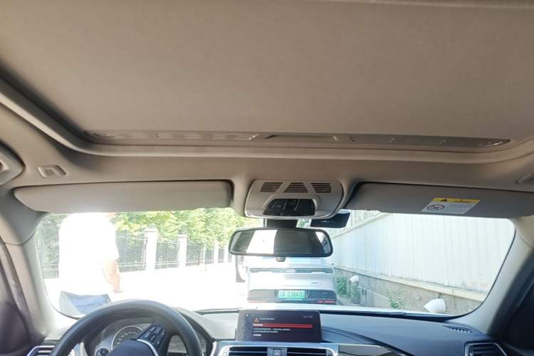 Used BMW 3 Series 2019 320Li Fashion Model Headliner