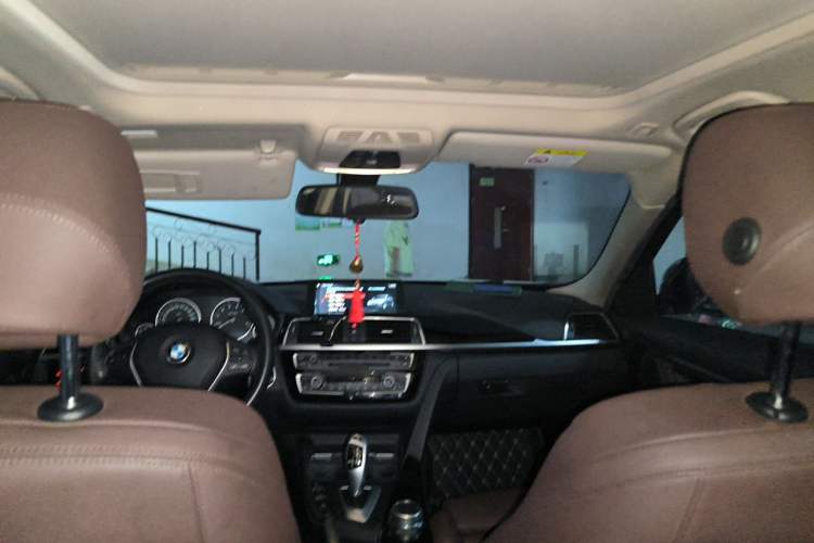 Used BMW 3 Series 2019 320Li Fashion Model Headliner
