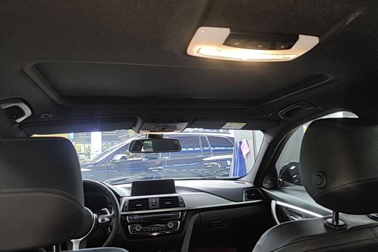 Used BMW 3 Series 2019 320i M Sport Night Edition Headliner