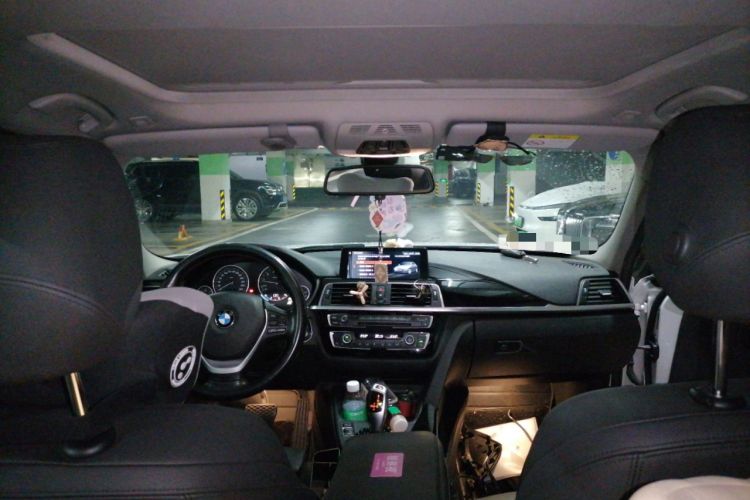 Used BMW 3 Series 2019 320Li Fashion Model Headliner