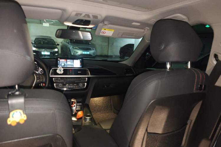 Used BMW 3 Series 2019 320Li Fashion Model Headliner