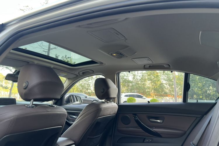 Used BMW 3 Series 2019 320Li Fashion Model Headliner