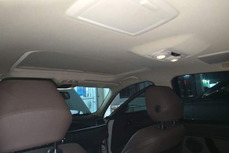 Used BMW 3 Series 2019 320Li Fashion Model Headliner