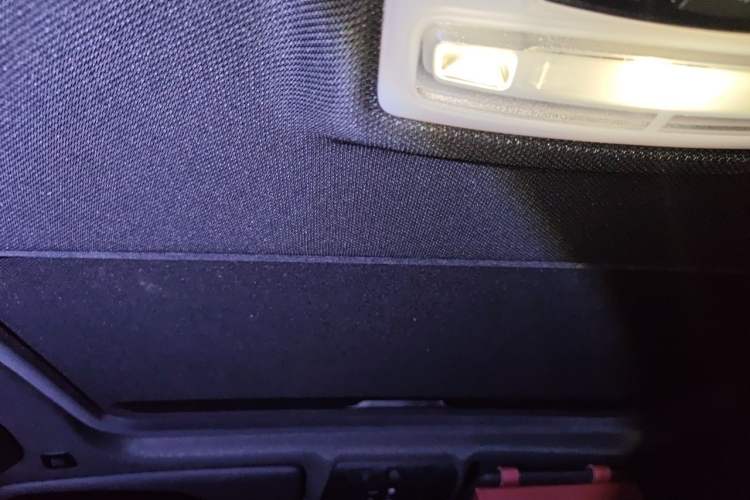 Used BMW 3 Series 2019 320i M Sport Night Edition Headliner
