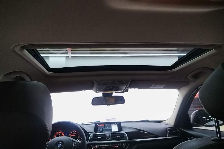 Used BMW 3 Series 2019 320Li Fashion Model Headliner