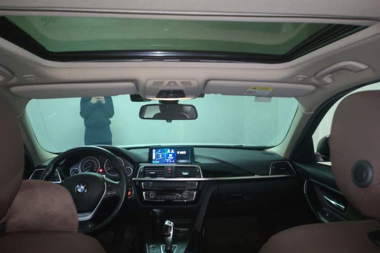 Used BMW 3 Series 2019 320Li Fashion Model Headliner