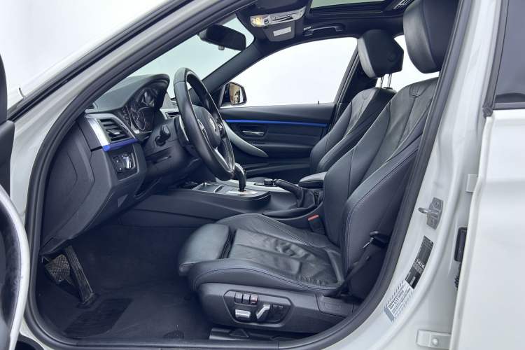 Used BMW 3 Series 2019 320Li M Sport Package Interior 1