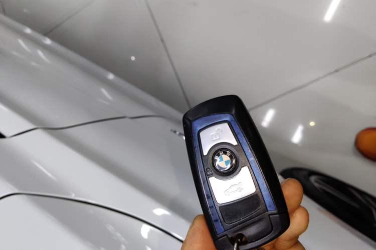 Used BMW 3 Series 2019 320i M Sport Night Edition Interior 1