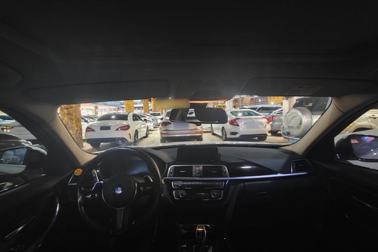 Used BMW 3 Series 2019 320Li M Sport Package Interior 1