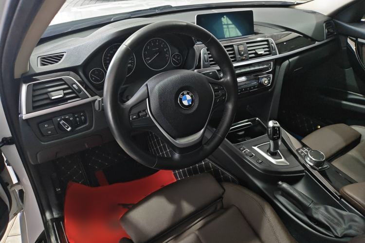 Used BMW 3 Series 2019 320Li Fashion Model Interior 1