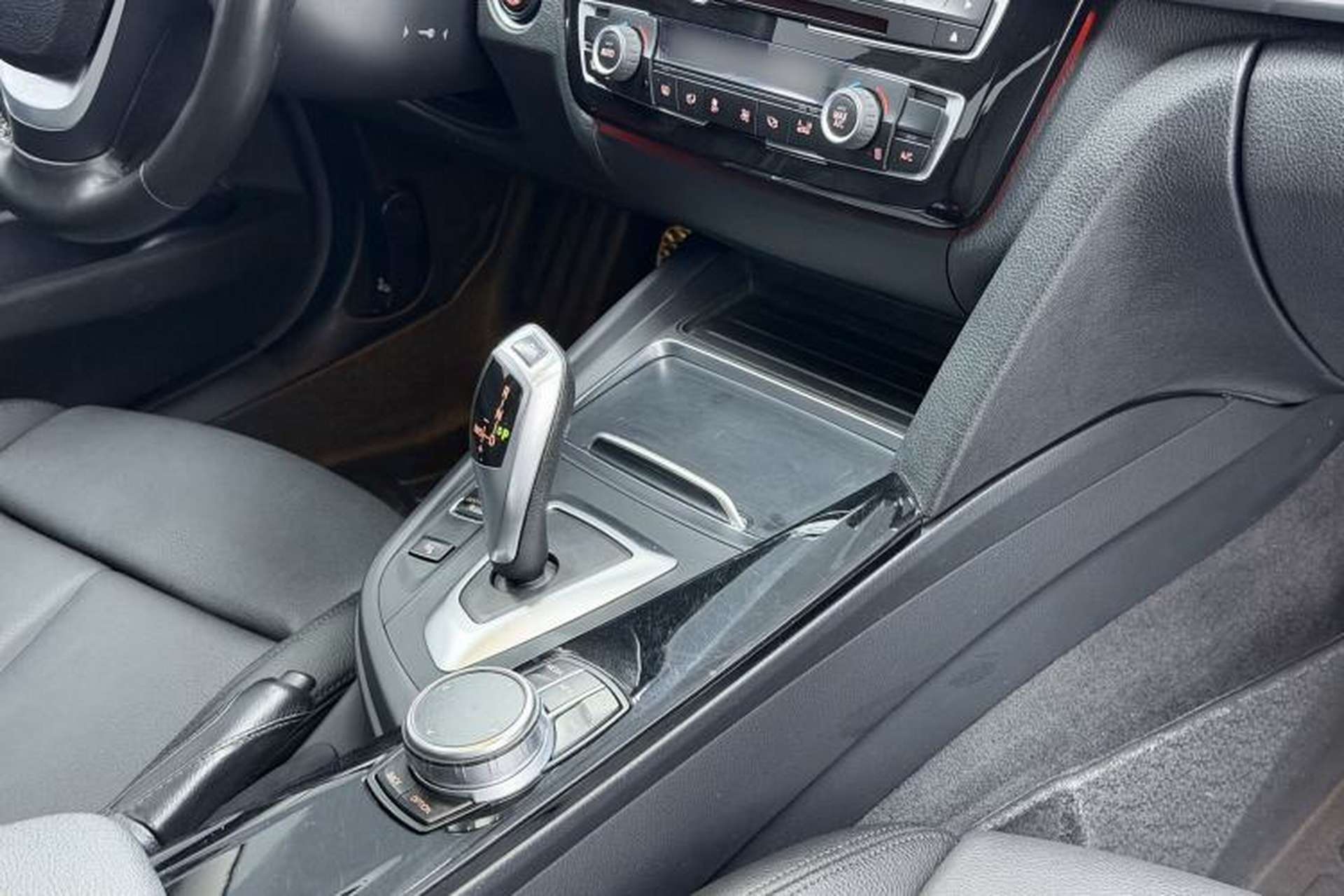 Used BMW 3 Series 2019 320Li Fashion Model Interior 1