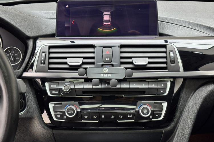 Used BMW 3 Series 2019 320Li Fashion Model Interior 1