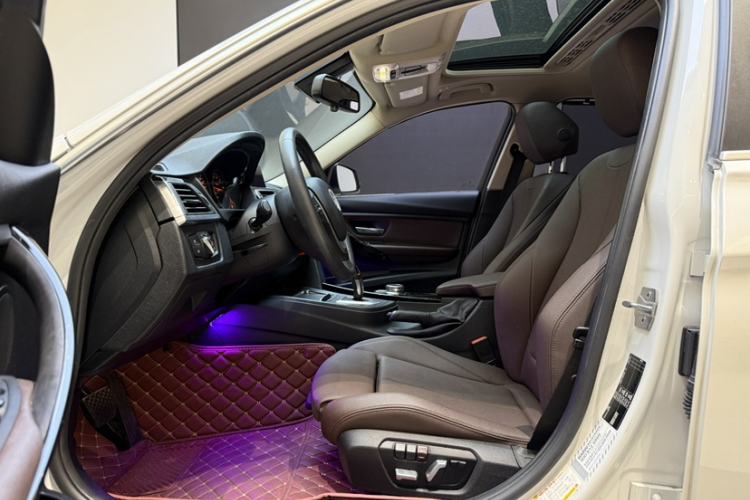 Used BMW 3 Series 2019 320Li Fashion Model Interior 1