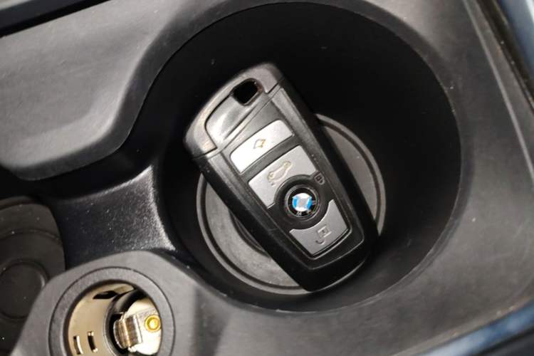 Used BMW 3 Series 2019 320Li xDrive Fashion Model Interior 1