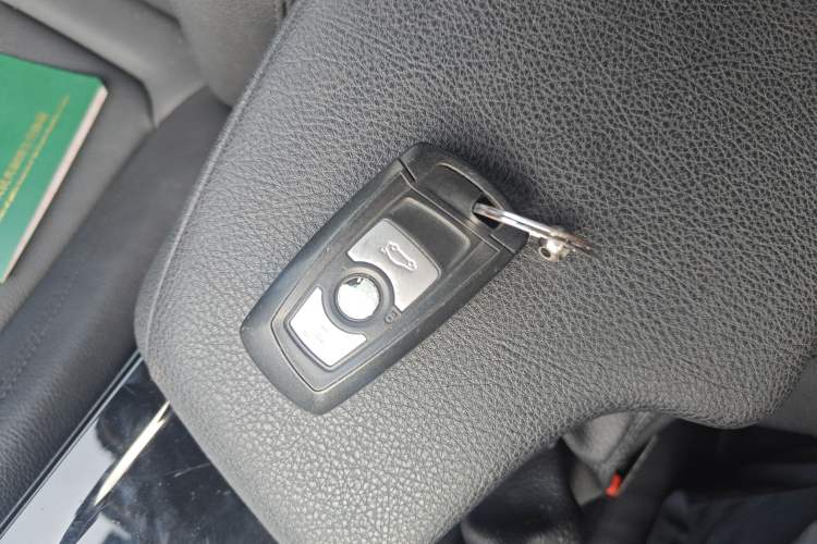 Used BMW 3 Series 2019 320Li Fashion Model Interior 1