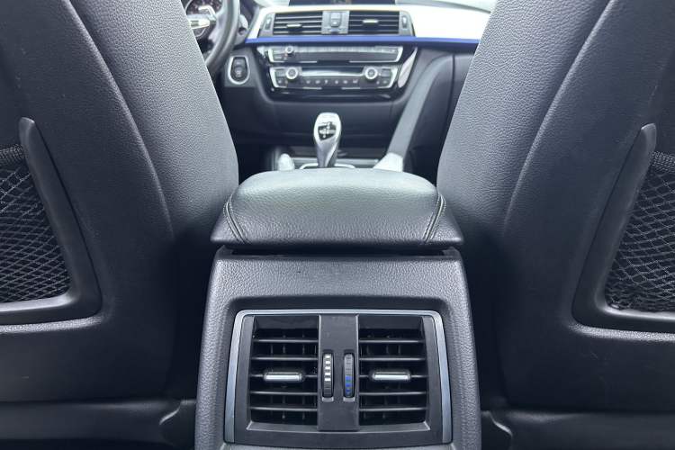 Used BMW 3 Series 2019 320Li M Sport Package Interior 10