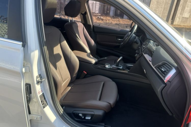 Used BMW 3 Series 2019 320Li xDrive Fashion Model Interior 11