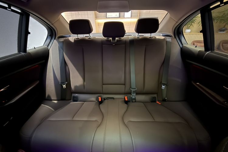 Used BMW 3 Series 2019 320Li Fashion Model Interior 12