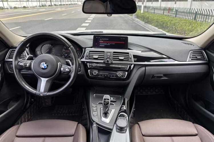 Used BMW 3 Series 2019 320Li M Sport Package Interior 2