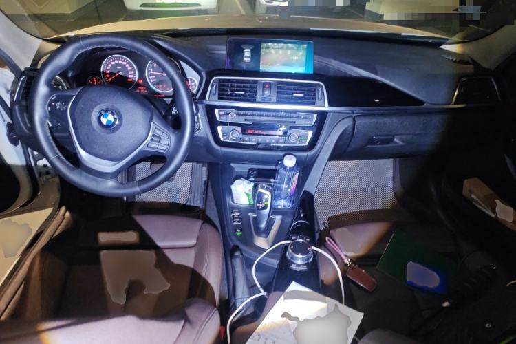 Used BMW 3 Series 2019 320Li Fashion Model Interior 2