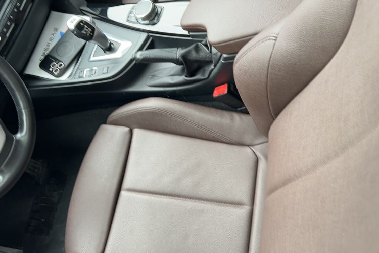 Used BMW 3 Series 2019 320Li Fashion Model Interior 2