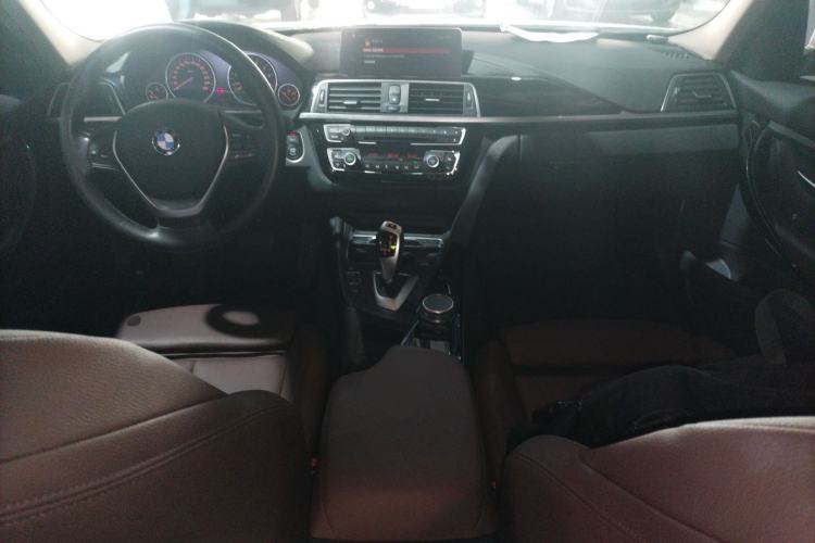 Used BMW 3 Series 2019 320Li xDrive Fashion Model Interior 2