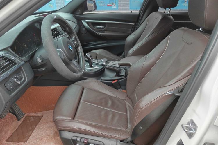 Used BMW 3 Series 2019 320i M Sport Night Edition Interior 2