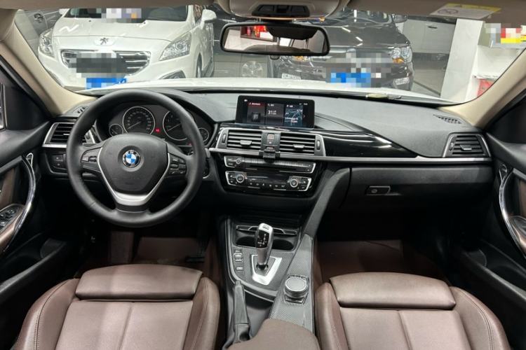 Used BMW 3 Series 2019 320Li xDrive Fashion Model Interior 3