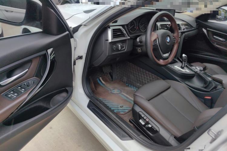 Used BMW 3 Series 2019 320Li Fashion Model Interior 3