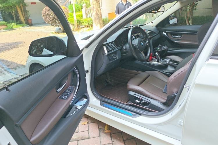 Used BMW 3 Series 2019 320Li M Sport Package Interior 3