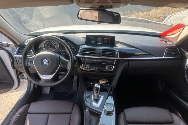Used BMW 3 Series 2019 320Li xDrive Fashion Model Interior 3