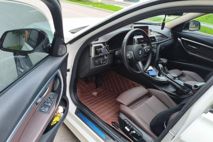 Used BMW 3 Series 2019 320Li M Sport Night Edition Interior 3