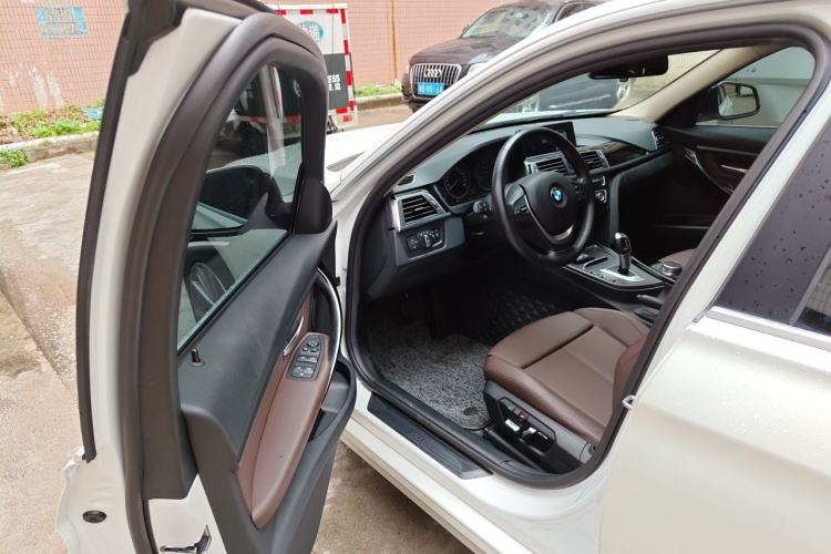 Used BMW 3 Series 2019 320Li Fashion Model Interior 3