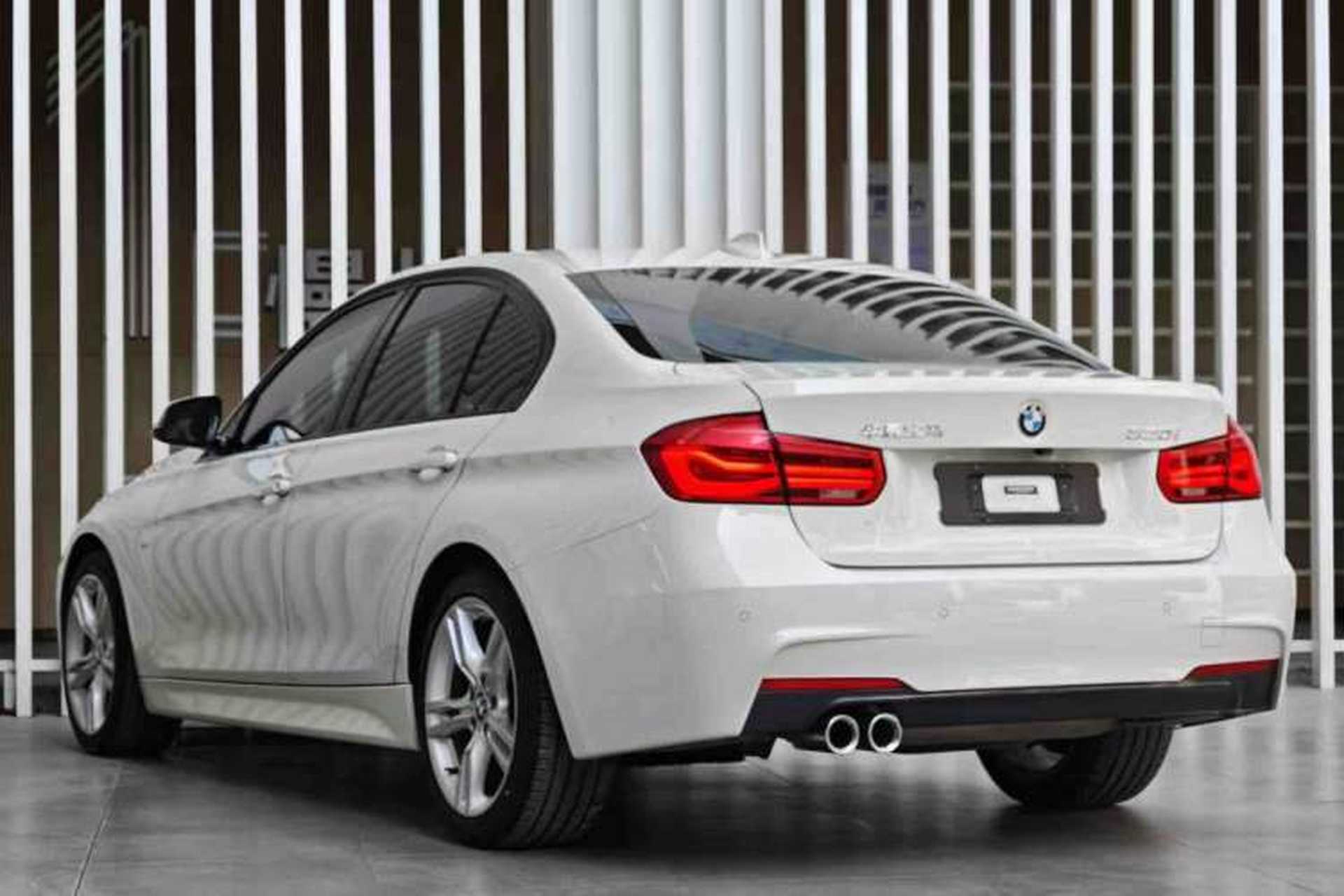 Used BMW 3 Series 2019 320i M Sport Package Interior 3