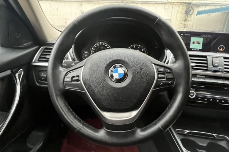 Used BMW 3 Series 2019 320Li Fashion Model Interior 4